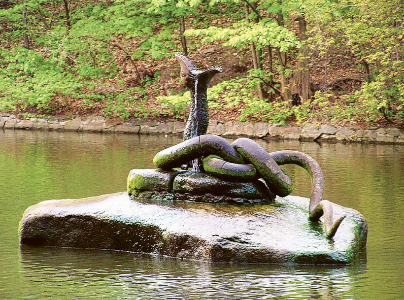 Sofijivkas parku vislabāk iepazīt gida pavadībā, jo pat šķietami necils akmens vai akmeņu krāvums var simbolizēt veselu stāstu.