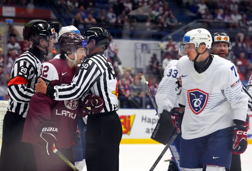 Pasaules hokeja čempionāta spēle starp Latvijas un Francijas valstsvienībām ''Ostravar arēnā'' Ostravā.