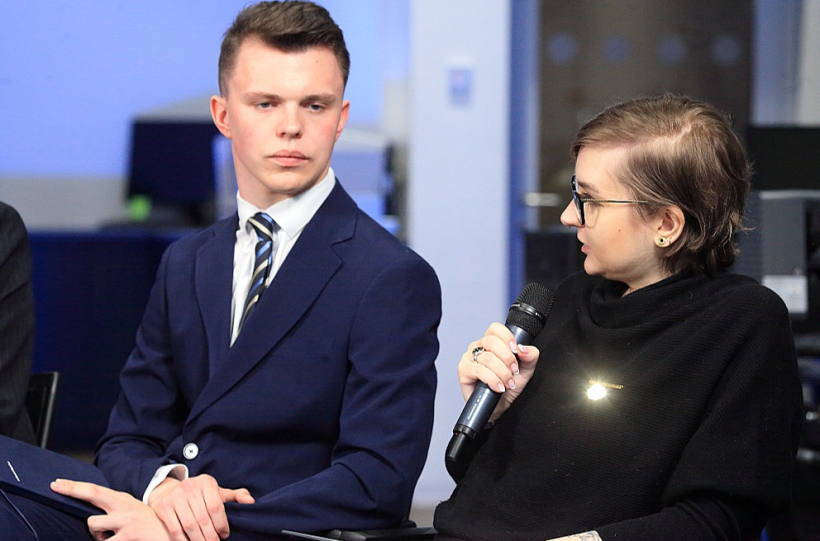 Lauma Muižniece, Latvijas Zinātnes padomes direktore, atklāja, ka ir augstskolas, kurās uzņēmēji stāvēja rindā ar pasūtījumiem. Piemēram, pārtikas ražotāji. Tieši pieminēto LBTU pārstāv blakus sēdošais Daniēls Zeltiņš.