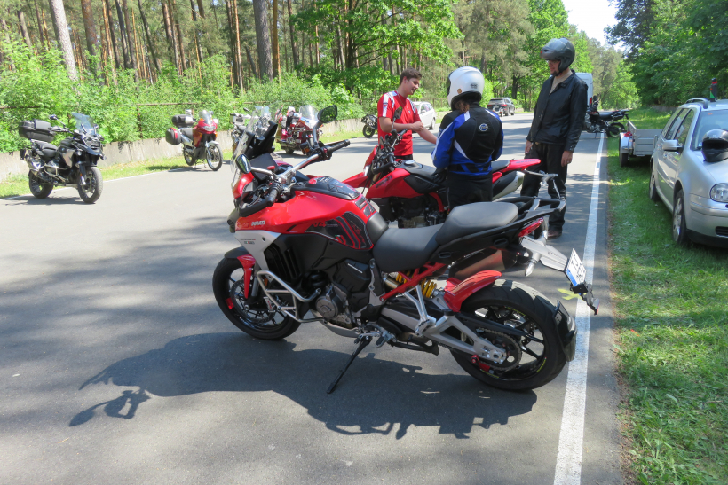 Konkursa "Latvijas gada motocikls 2024" spēkrati. 