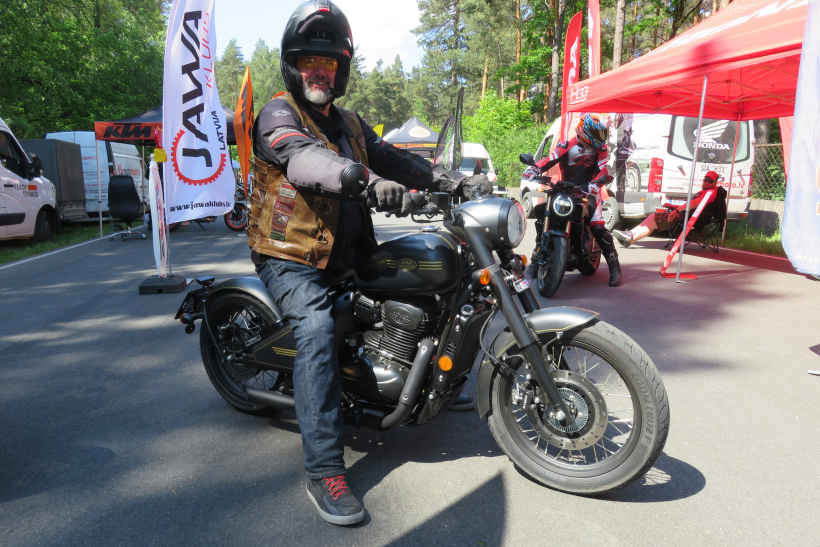 Konkursa "Latvijas gada motocikls 2024" spēkrati. 
