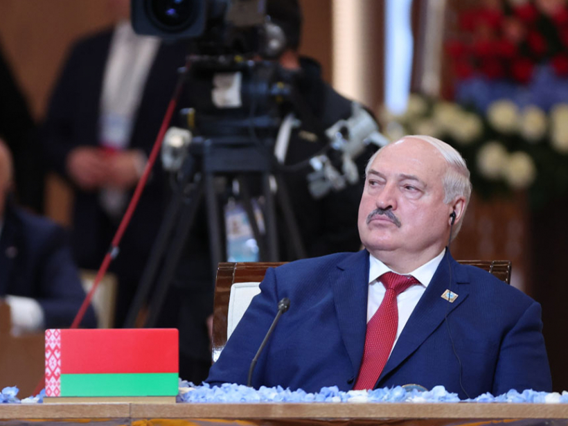 Aleksandrs Lukašenko Baltkrievijā valda jau 30 gadus, turoties pie varas ar nedemokrātiskām metodēm.