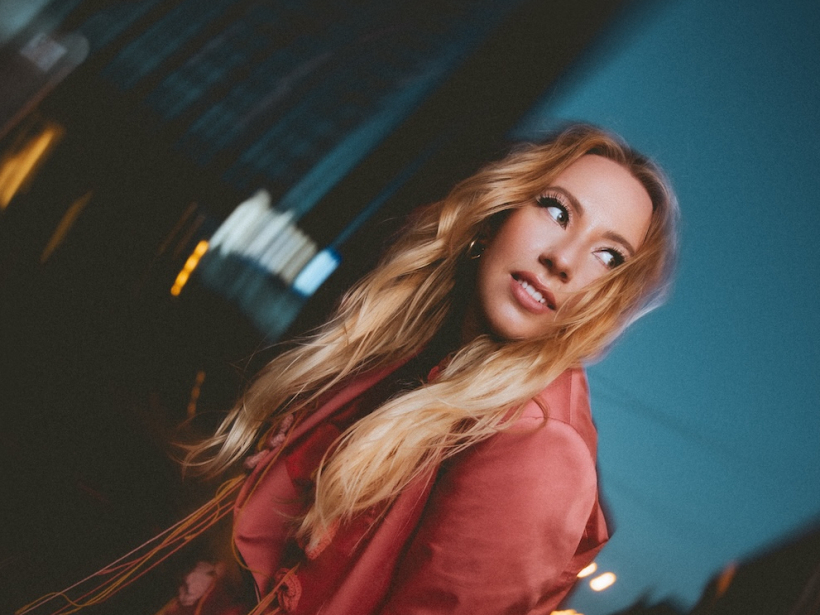 ESTERE (Estere Tauriņa).