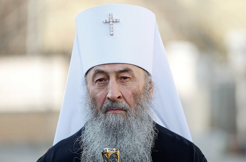 Maskavas patriarhāta Ukrainas Pareizticīgo baznīcu vada metropolīts Onufrijs.