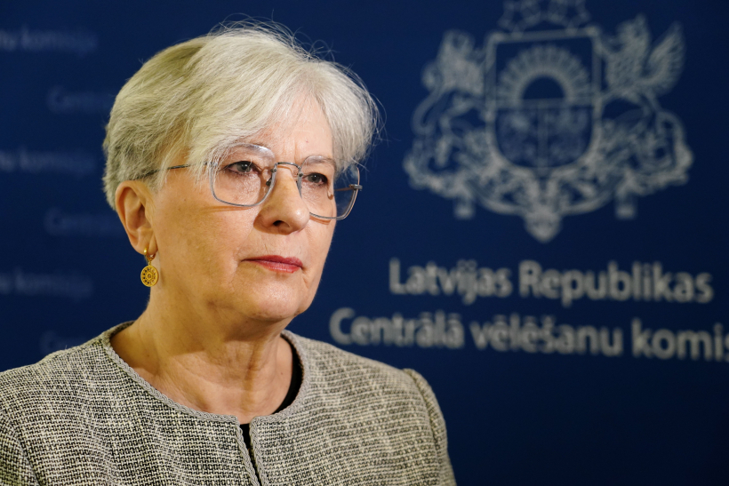Sandra Kalniete bija viena no autorēm rezolūcijai, par ko jūlijā nobalsoja jaunie deputāti un kas paredz turpināt sniegt ES atbalstu Ukrainai.