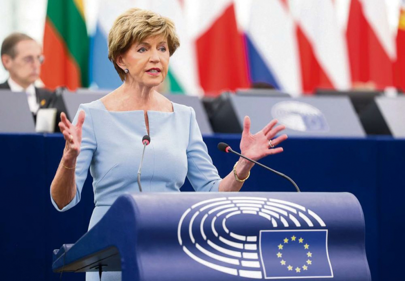 Inese Vaidere EP plenārsēdē uzsver, ka Eiropas bankās iesaldētie Krievijas valsts un oligarhu aktīvi izmantojami Ukrainas uzvarai karā pār agresoru un tās atjaunošanai.