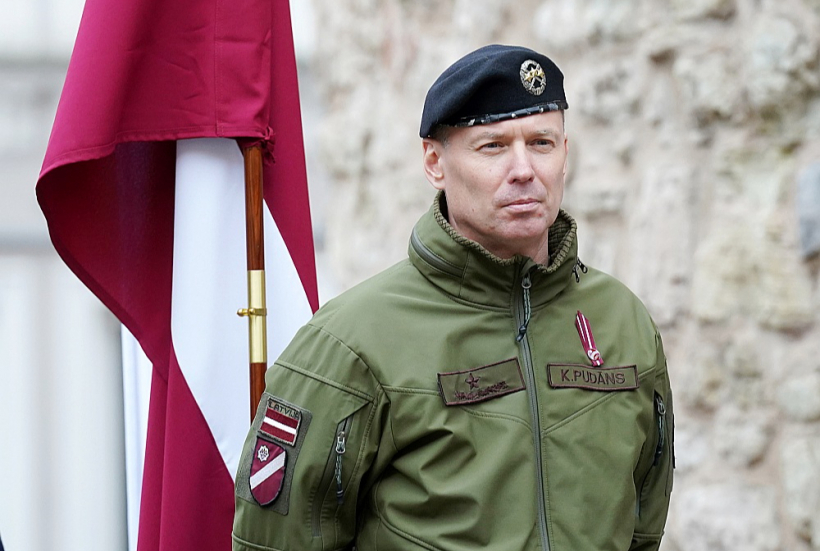 Zemessardzes komandieris brigādes ģenerālis Kaspars Pudāns Nacionālajos bruņotajos spēkos dien no 1994. gada.