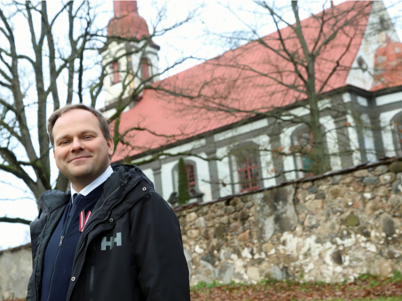 Siguldas novada pašvaldības domes priekšsēdētājs Linards Kumskis: "Novadam kļūstot lielākam, pagastā svarīgi saglabāt individuālo attieksmi, lai ikviens spētu tikt līdz viņam svarīgām apkalpošanas vietām, iestādēm."