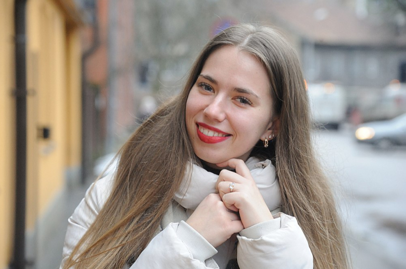 Komandas "Feelful" dalībniece un EKA programmas "Kultūras vadība" studente Nora Laurīte.