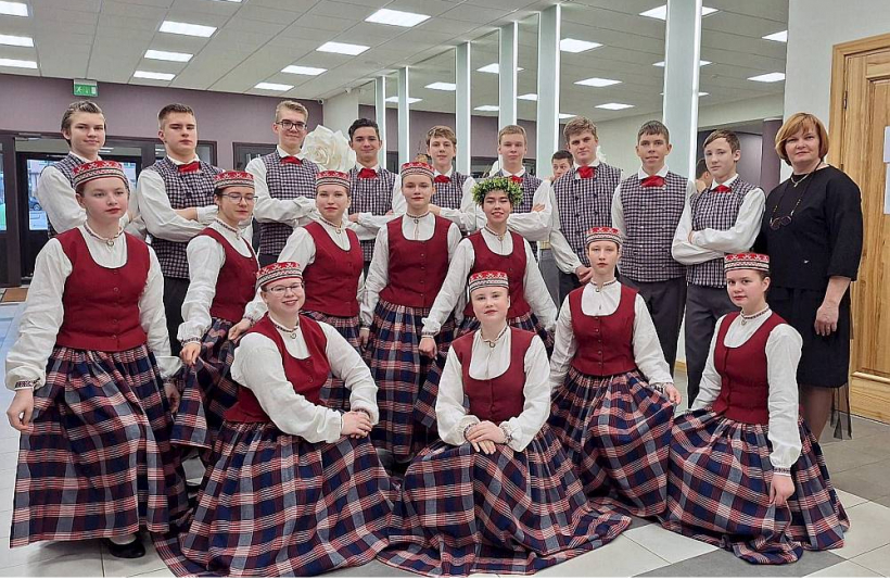 Pagājušajā nedēļā Ludzā notika skaists tautas deju kolektīva "Žeperi" jubilejas koncerts.