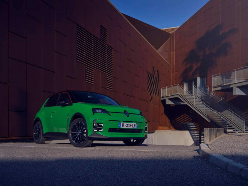“Renault 5 E-Tech” 