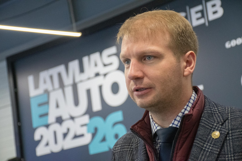 Elektroauto ēra uzņem apgriezienus: startējis konkurss "Latvijas e‑Auto 2025/26". Kaspars Melnis. 
