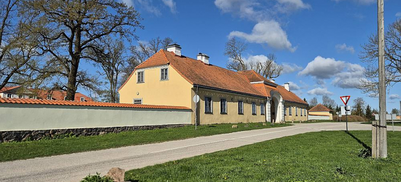 Blankenfeldes muiža, kas atrodas Jelgavas novada Vilces pagastā un savulaik trīs gadsimtus piederējusi fon Mēdemu dzimtai, nu piecus gadus atdzimst ar Ruķeru ģimenes gādību.