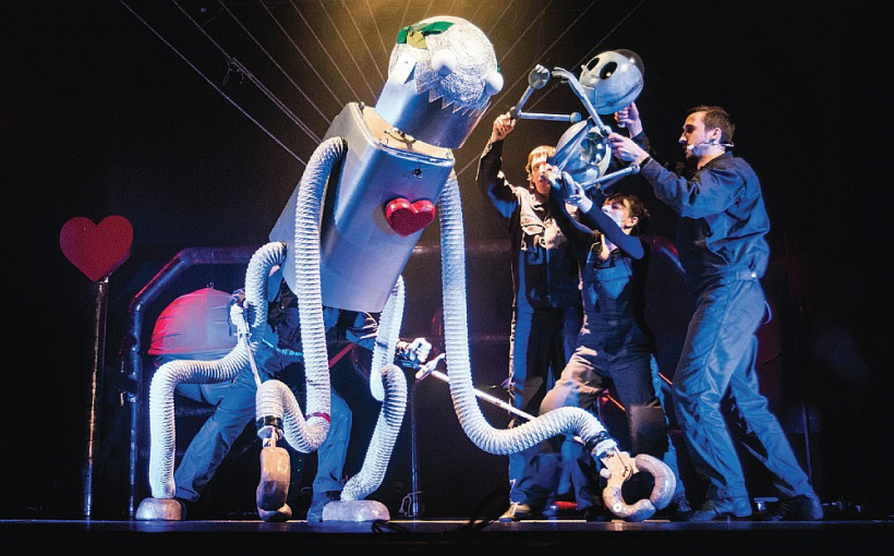 Skats no "Vilniaus teatras "Lėlė"" izrādes "Pinokio".