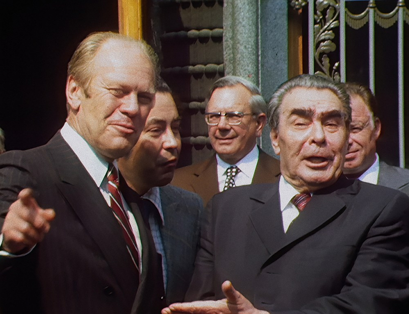 Kadrs no režisora Artura Franka filmas "Helsinku efekts".