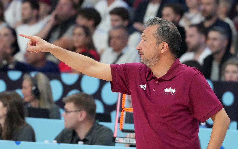 Eiropas čempionāta finālturnīra A apakšgrupas spēle basketbolā vīriešiem starp Latvijas un Turcijas valstsvienībām. L. Banki. 