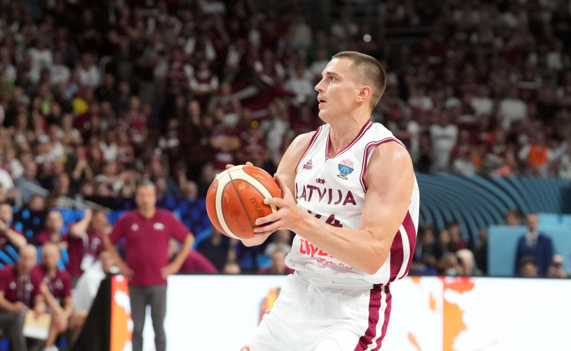 Eiropas čempionāta finālturnīra A apakšgrupas spēle basketbolā vīriešiem starp Latvijas un Turcijas valstsvienībām. Gražulis. 