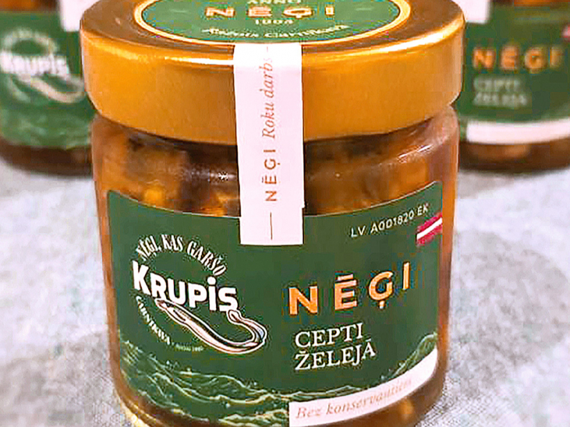 Nēģi burciņā.