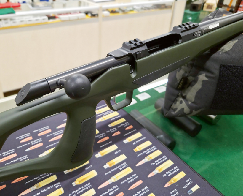 Aizslēgs darbojas viegli un rada pārliecību par drošību.