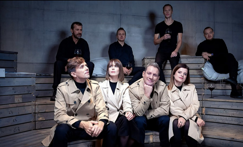 Skats no Jaunā Rīgas teātra izrādes "Arkādija".