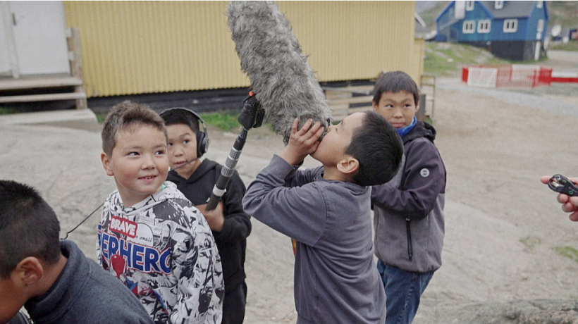 Par dzīvi Grenlandē Ainārs Zariņš sadarbībā ar "Vides filmu studiju" veido filmu.