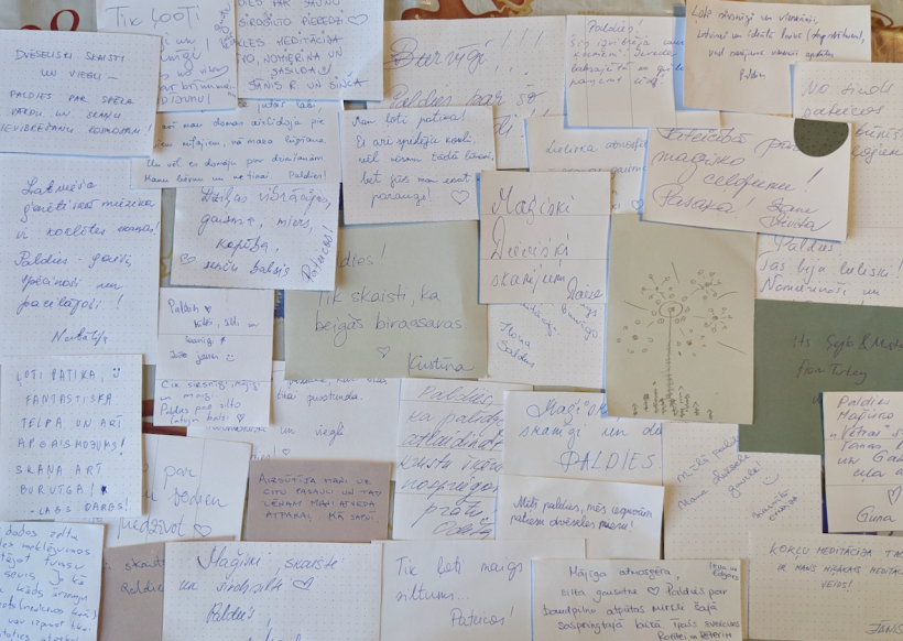 Lielākā daļa no visām atsauksmju lapiņām.