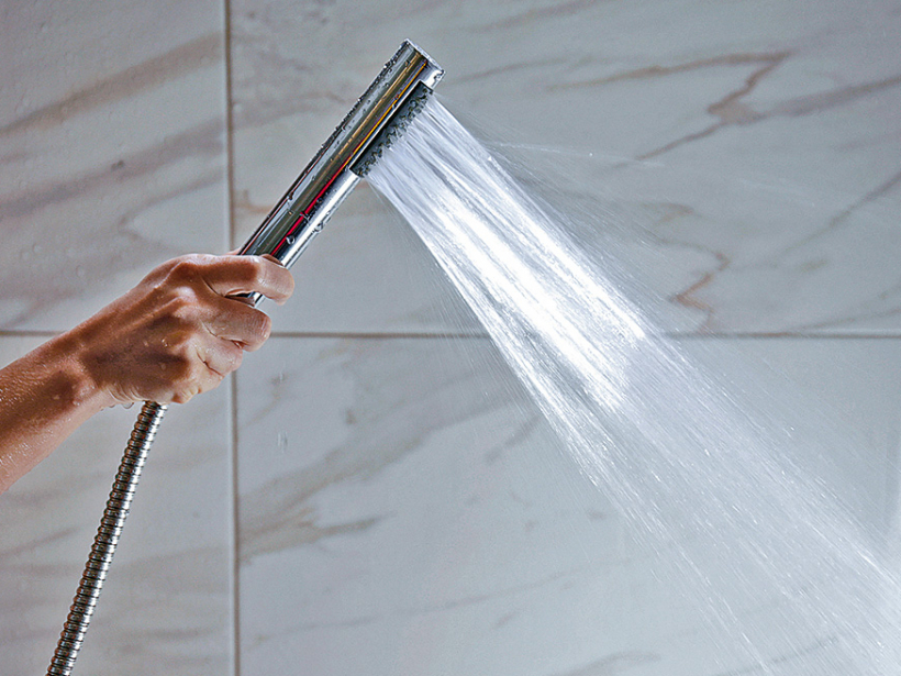 Straujās ūdens temperatūras maiņas aktivizē organisma dabiskos enerģijas resursus.