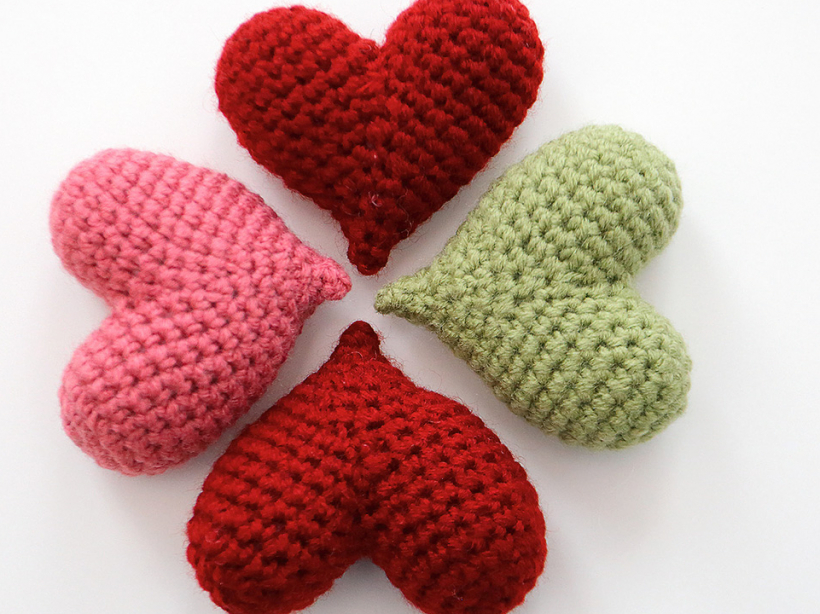 Tamborētas sirsniņas.