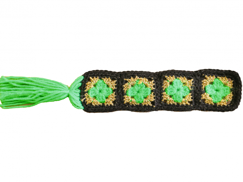 Tamborēta grāmatzīme.