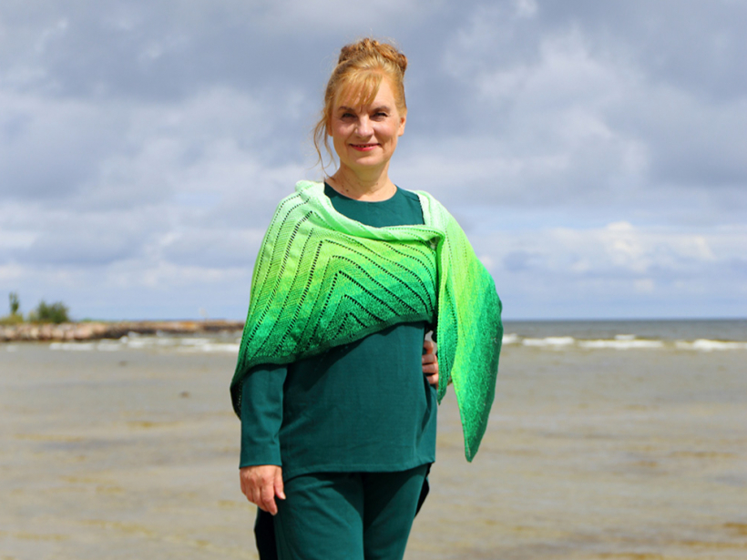 Adīts plecu lakats.