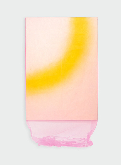 Rozmarija Torpo, "Ausma". Poliesters, audekls, tinte, akrils, krāsas aerosols, 180 x 125 cm, 2025.