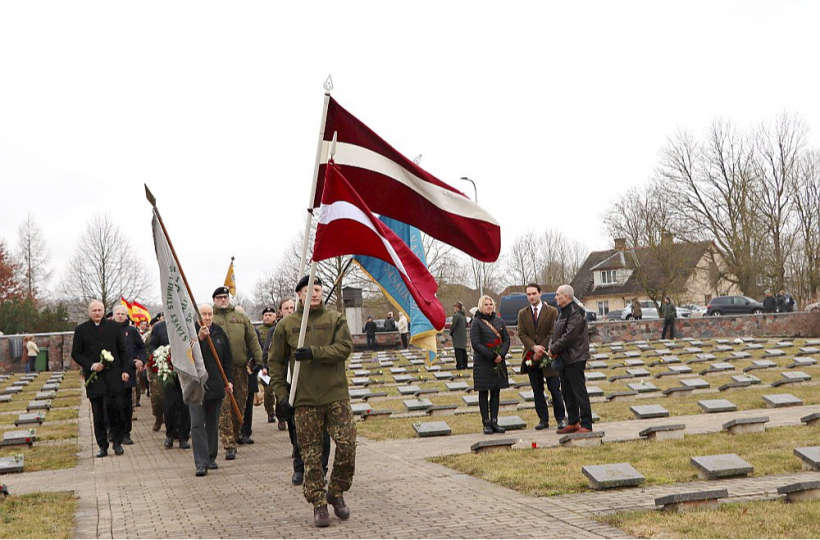 Svētbrīdis Lestenes Brāļu kapos 16. martā.