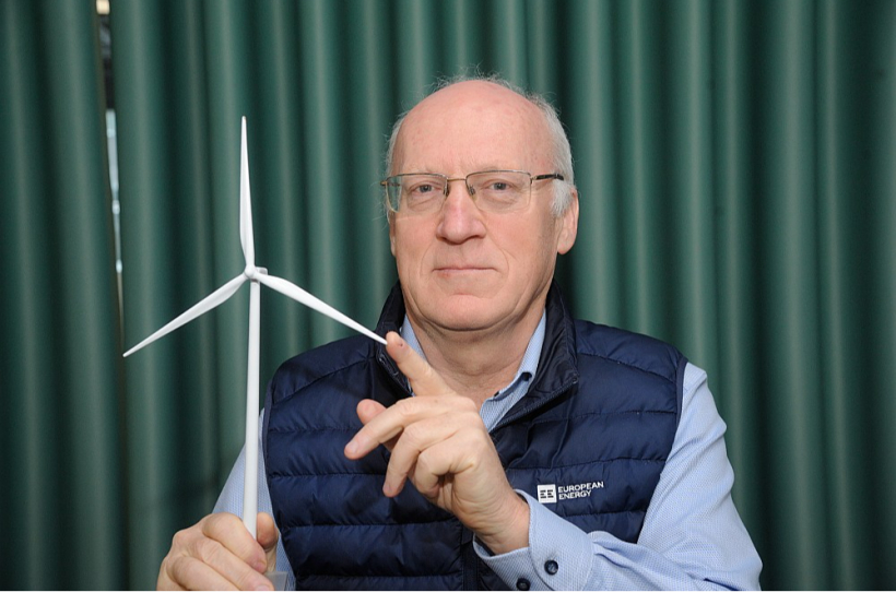 "BESS integrācijas ziņā Baltijas valstis šobrīd iet kopsolī ar citām Eiropas valstīm, jo visām ir viena problēma – mainīgās elektroenerģijas cenas. Vērtējot tos projektus, kas šobrīd tiek realizēti, Baltijas valstis uz kopējā Eiropas valstu fona izskatās gana labi," vērtē "Latvijas Atjaunīgās enerģijas alianses" valdes priekšsēdētājs Alnis Bāliņš.