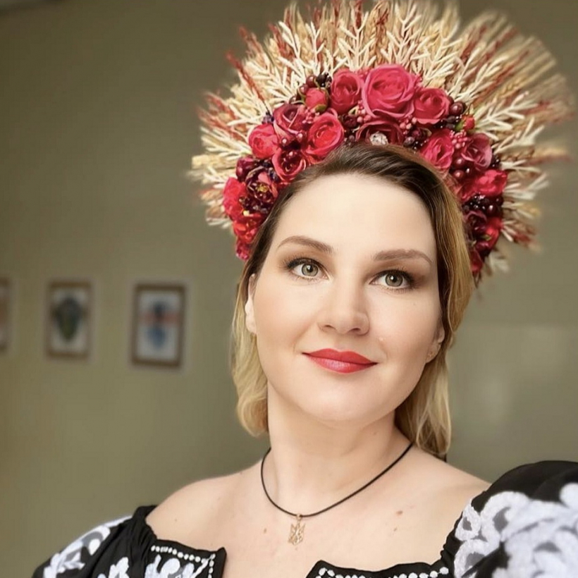 Dziedātāja Anastasija Vasilenko no Mariupoles.