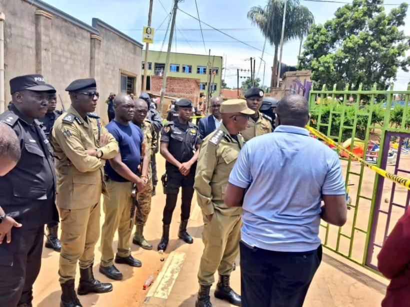 Ugandas policijas foto.