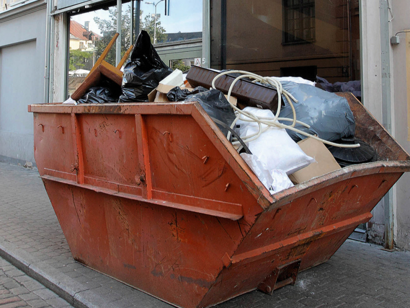 Būvgružu savākšana.