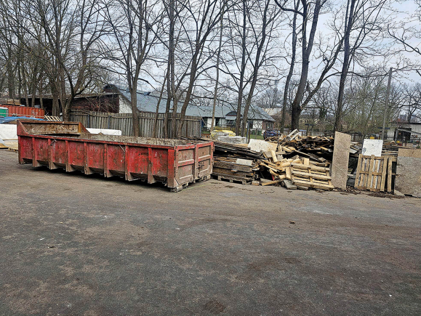 Būvgružu konteiners.