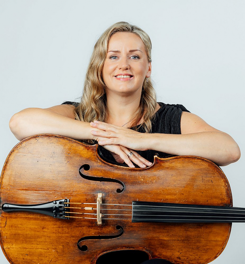 Čelliste Kristīne Blaumane.