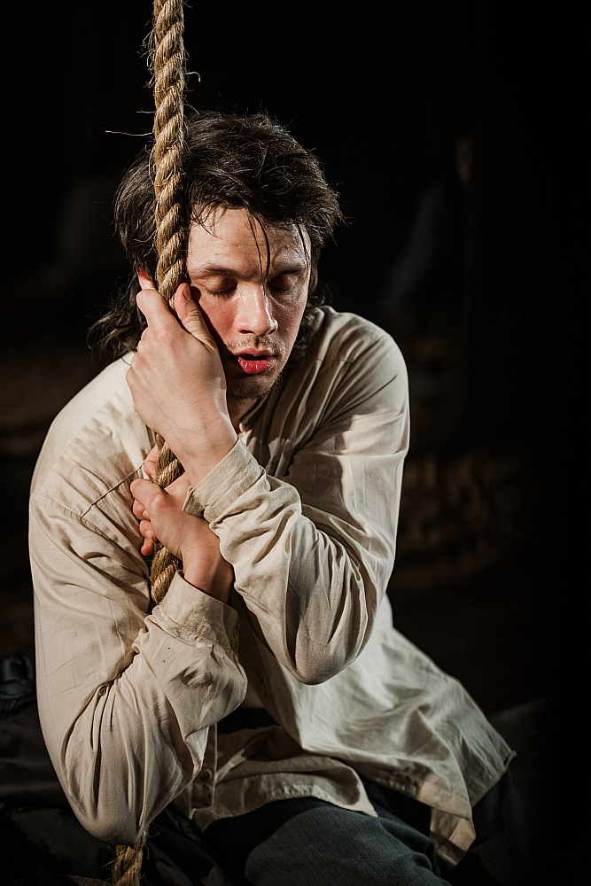 Jāņa lomā Igors Šelegovskis.