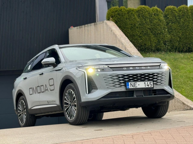 OMODA 9.