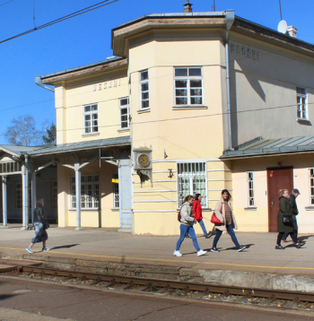 Vecāķu dzelzceļa stacijas ēka.