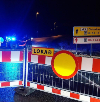 Nobloķēts ceļš Islandē.