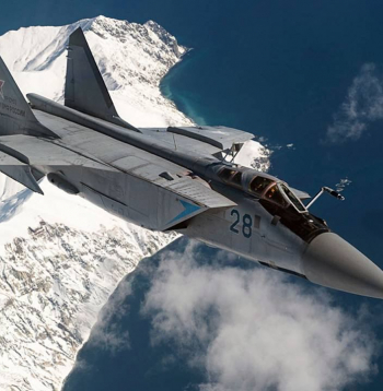 Krievijas iznīcinātājs MiG-31.
