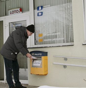 Madonas novada Cesvaines apvienības pārvaldes vadītājs Vilnis Špats pasta pakalpojumus izmanto regulāri.