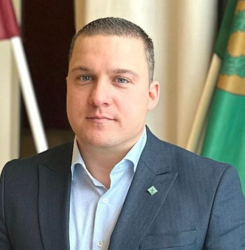 Par Talsu novada priekšsēdētāju ievēlēts Andis Āboliņš.