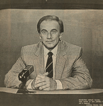 1986. gadā Miks Savisko uz laikraksta “Literatūra un Māksla”  vāka. (Andreja Granta foto).
