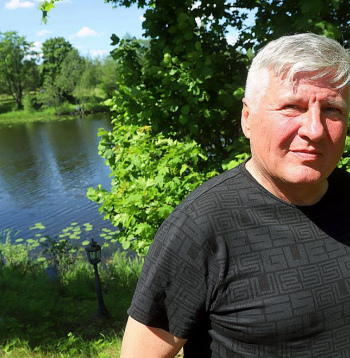 Uzņēmuma "SKF un partneri" valdes loceklis Normunds Aizkalns: "Mums ir plāns, kā Cirīša ūdenskrātuvē attīstīt zivsaimniecību. Lai to īstenotu, nepieciešami prāvi ieguldījumi, izmantojot gan spēkstacijā saražoto elektrību, gan piekrastē mūsu uzceltos un atpūtai paredzētos viesu namus."