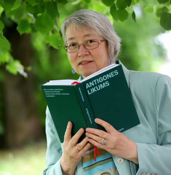 Jolanta Treile: “Es pati ļoti vēlējos lasīt turpinājumu grāmatai “Ardievu, Atlantīda!”.