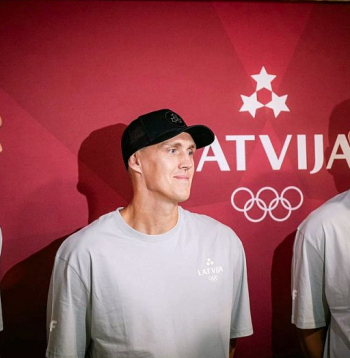 Latvijas 3x3 izlase, attēlā no kreisās: Francis Lācis, Nauris Miezis un Kārlis Lasmanis.
