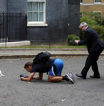 Britu premjerministra rezidences kaķim Larijam Dauningstrītā nav trūcis ne politiķu, ne fotogrāfu uzmanības.